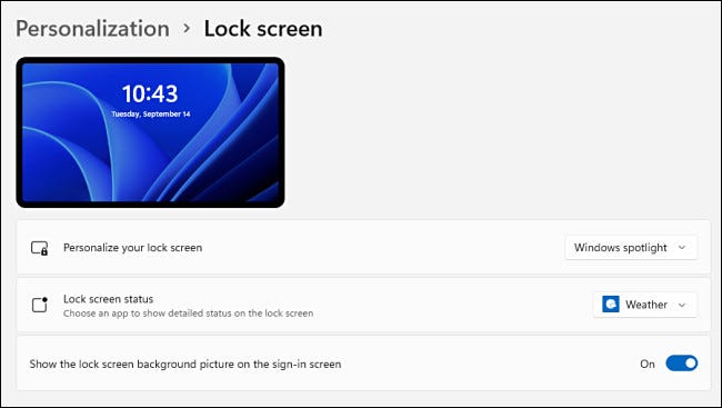 Параметры персонализации экрана блокировки в настройках Windows 11.